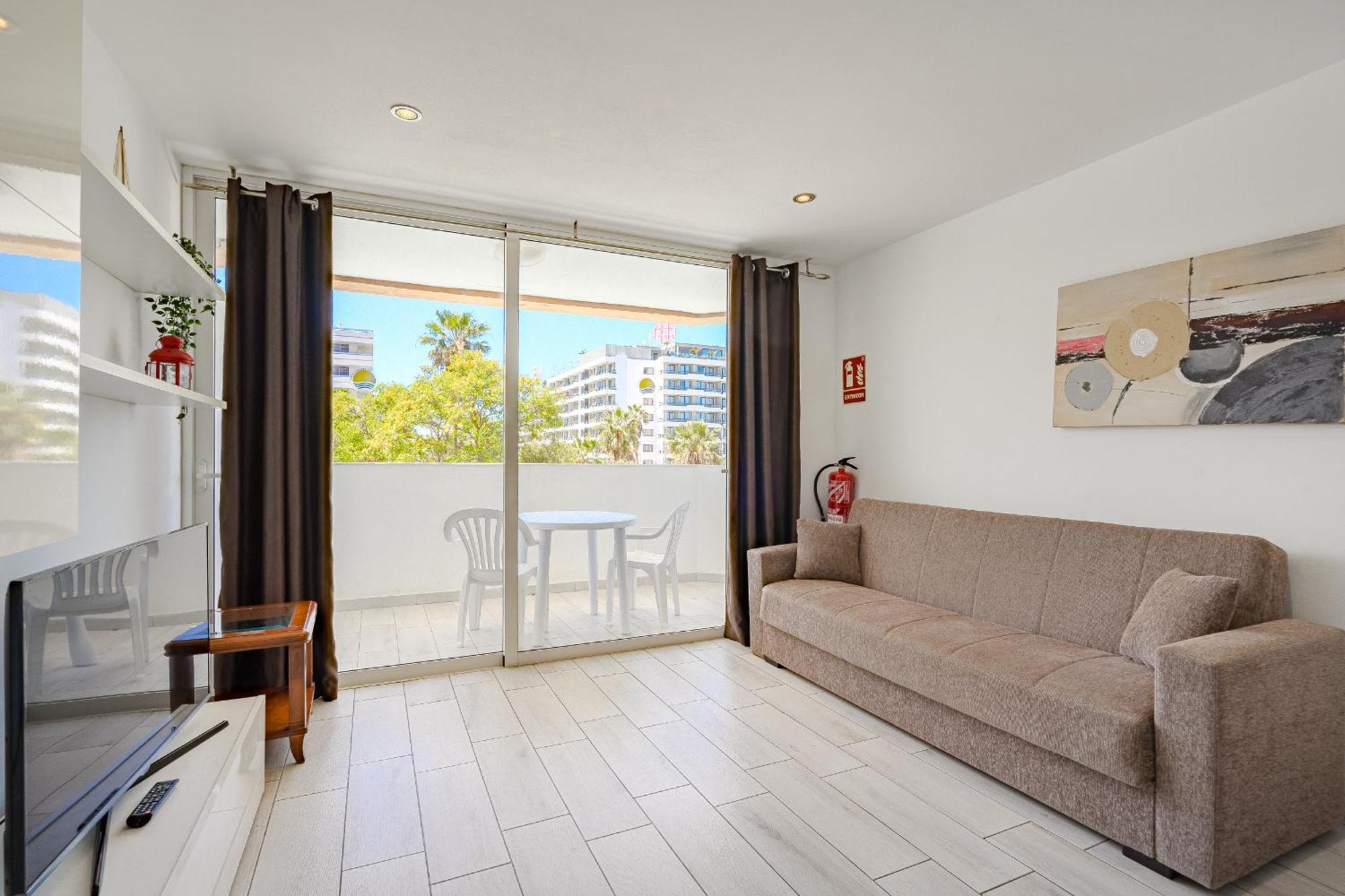 Un Dormitorio En Playa De Las Americas Costa Adeje  Exterior photo